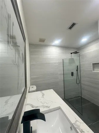 $2,000 | 6105 Rayburn Court, Fort Worth, TX 76133