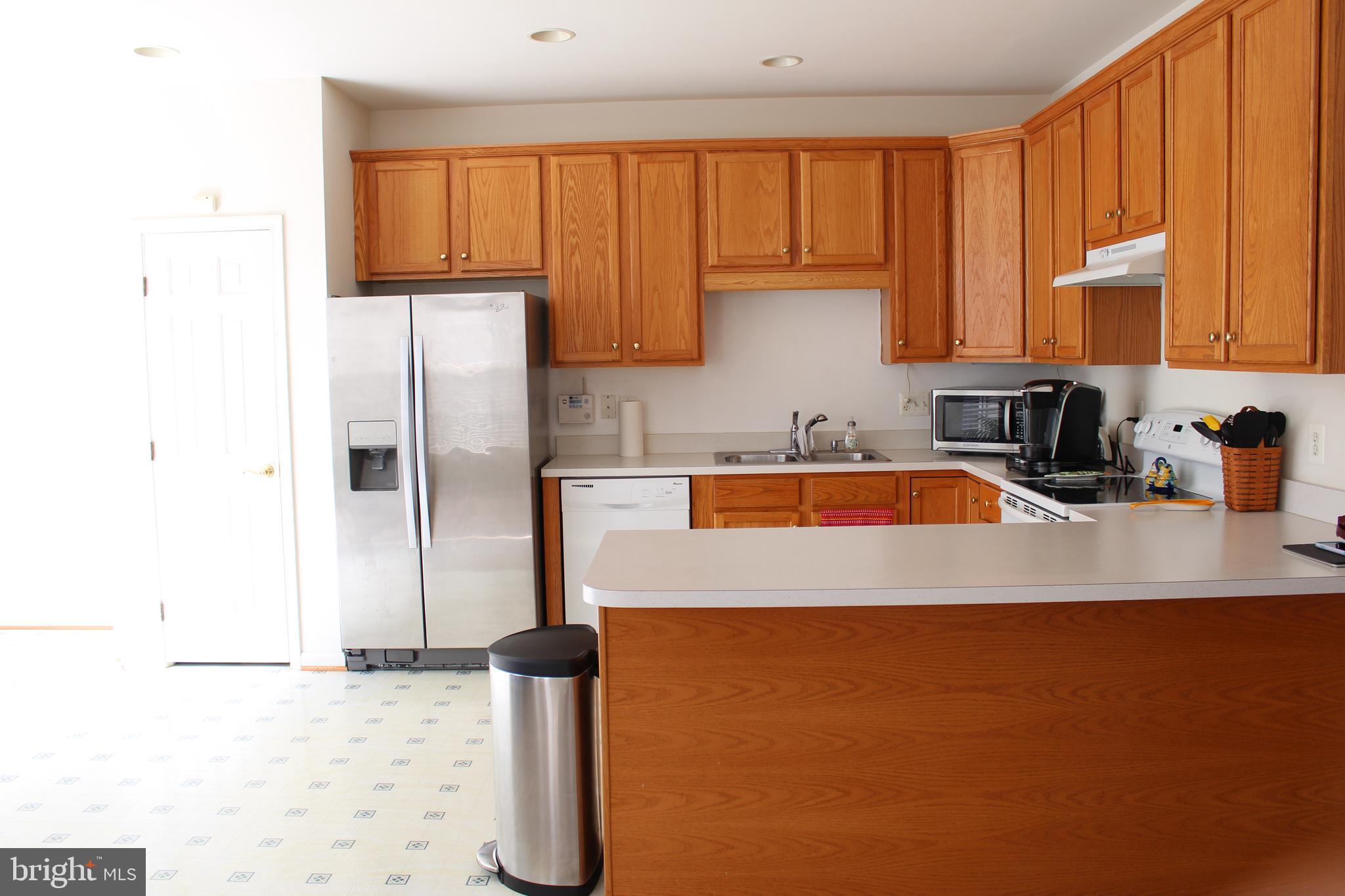 7337 Oldham Leeds Way Springfield, VA 22150 - Photo 5 of 16