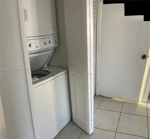 $2,000 | 1270 Southeast 31st Court, Unit 10135, Homestead, FL 33035