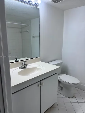 $2,000 | 1270 Southeast 31st Court, Unit 10135, Homestead, FL 33035