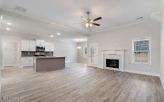 2526 Scott Mdws Lane Hernando, MS 38632 - Photo 11 of 28 Family Room