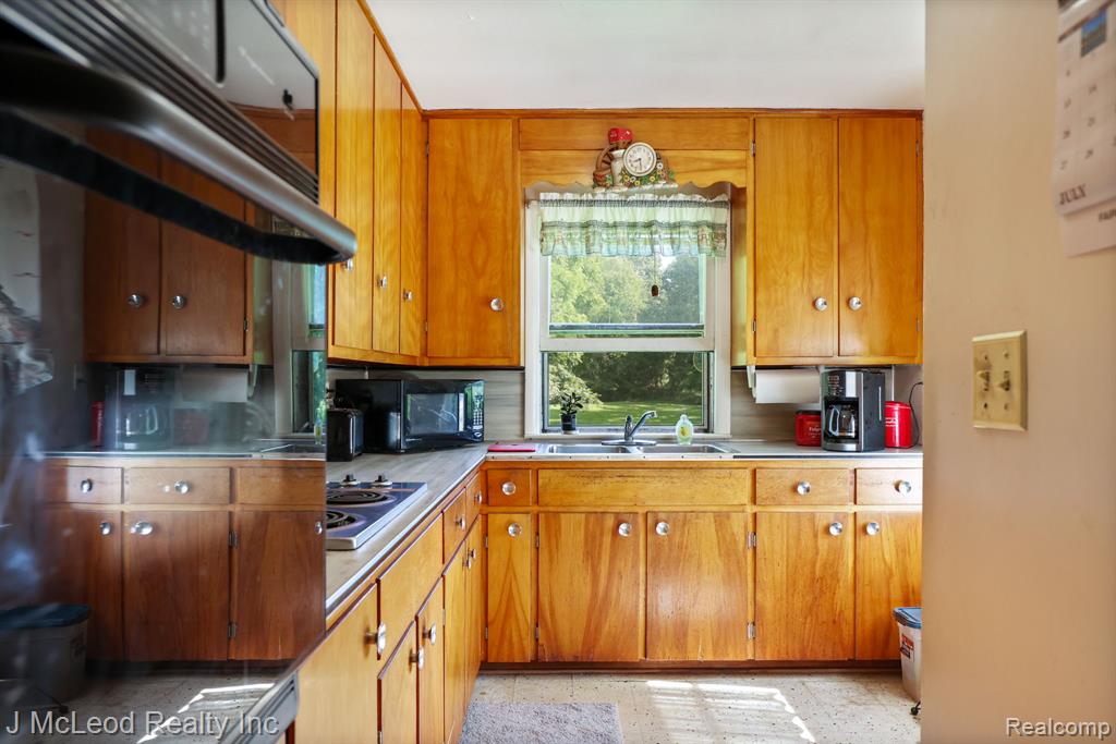 7604 Arbela Road Millington, MI 48746 - Photo 15 of 53 Gallery Image 15