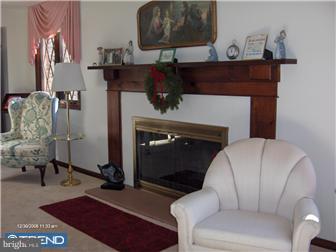 110 Hidden Hills Road Media, PA 19063 - Photo 5 of 12 Living Room