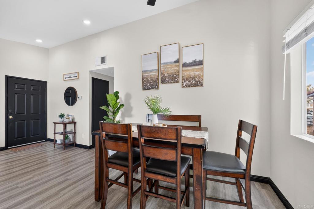 6454 Quarry Road, Unit 8 Spring Valley, CA 91977 - Photo 7 of 31
