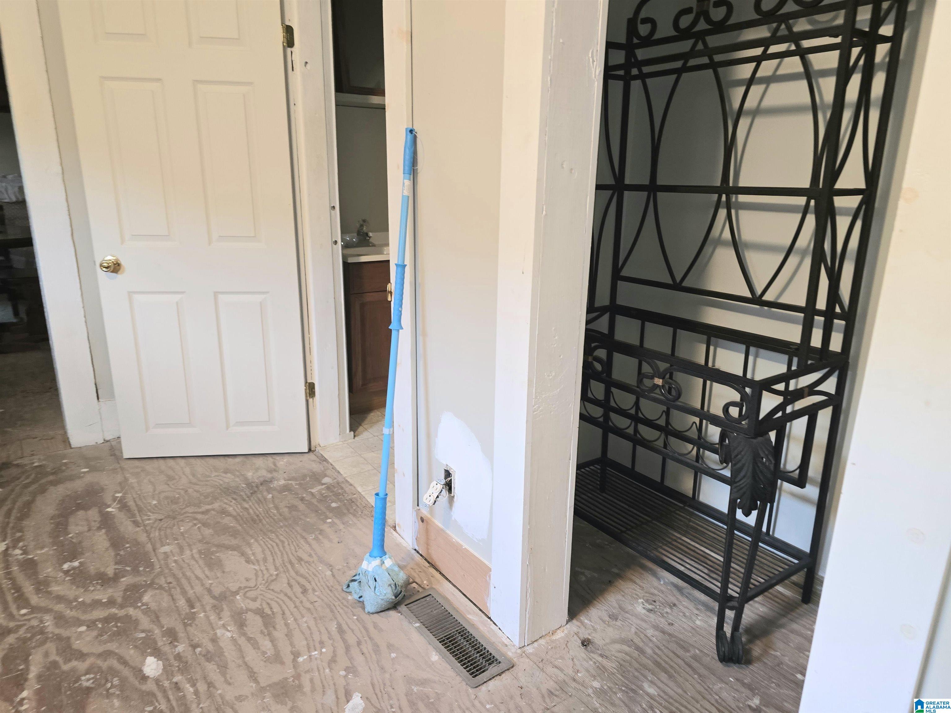 1609 Exeter Avenue Bessemer, AL 35020 - Photo 31 of 70