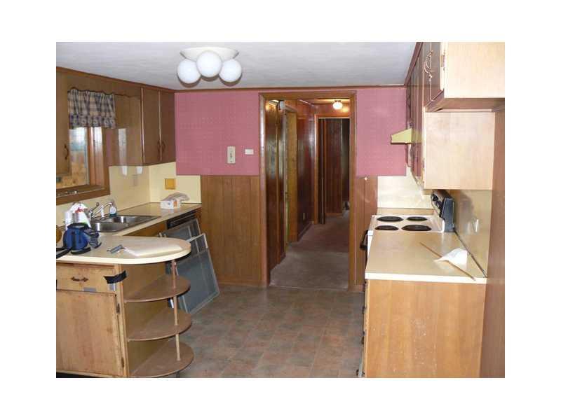 73 Winslow Road Albion, ME 04910 - Photo 6 of 16 Kitchen.