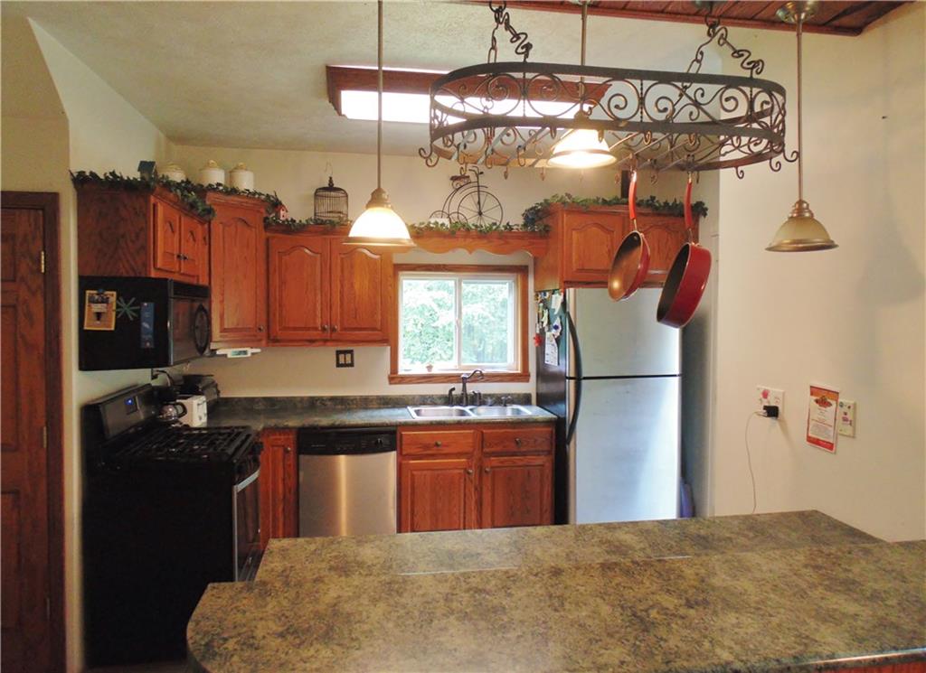 186 Queen Junction Road Butler, PA 16001 - Photo 5 of 17 Gallery Image 5