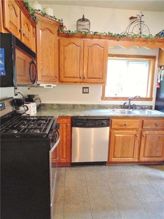 186 Queen Junction Road Butler, PA 16001 - Photo 6 of 17 Gallery Image 6
