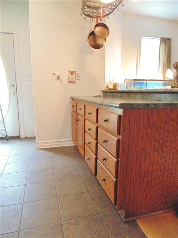 186 Queen Junction Road Butler, PA 16001 - Photo 7 of 17 Gallery Image 7