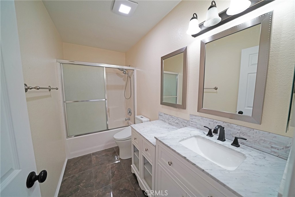 27863 Knight Street Castaic, CA 91384 - Photo 11 of 20