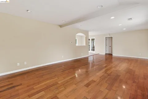 $475,000 | 2465 Mountain View Drive, Concord, CA 94520