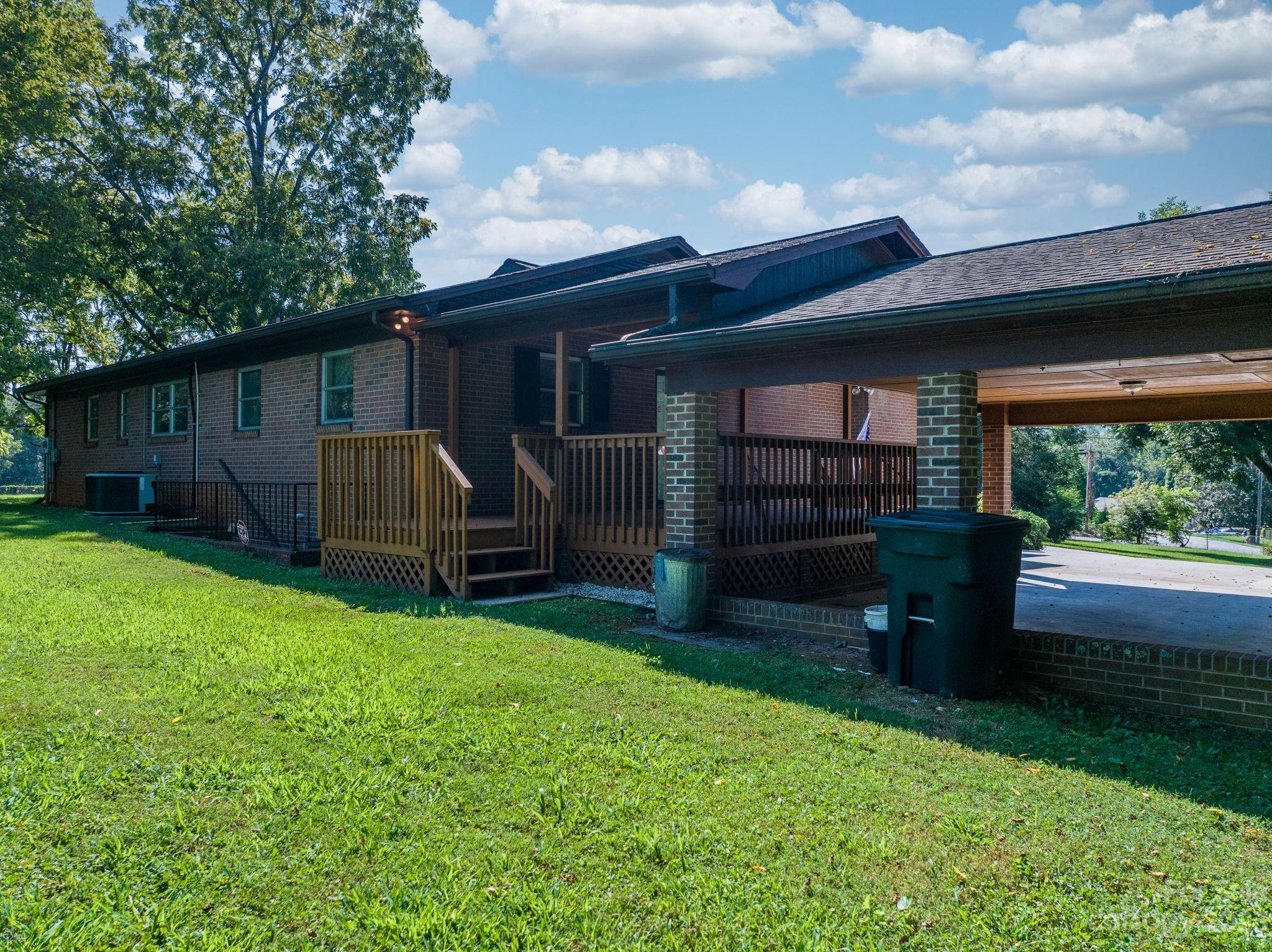 1715 Drexel Road Valdese, NC 28690 - Photo 13 of 47