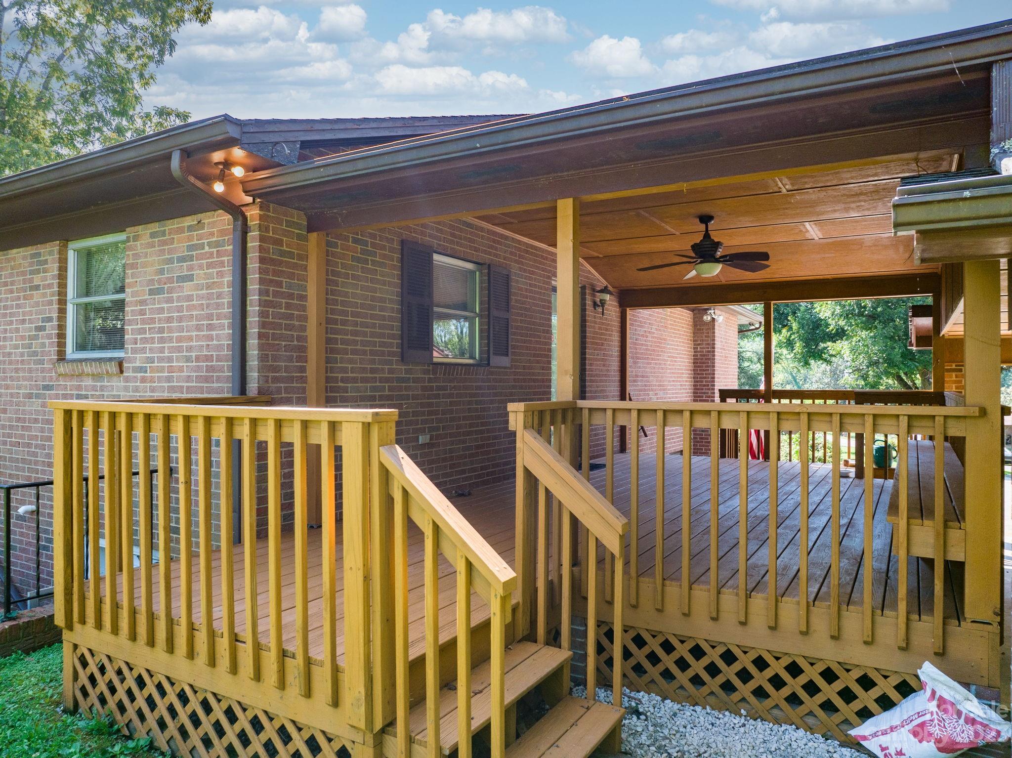 1715 Drexel Road Valdese, NC 28690 - Photo 14 of 47