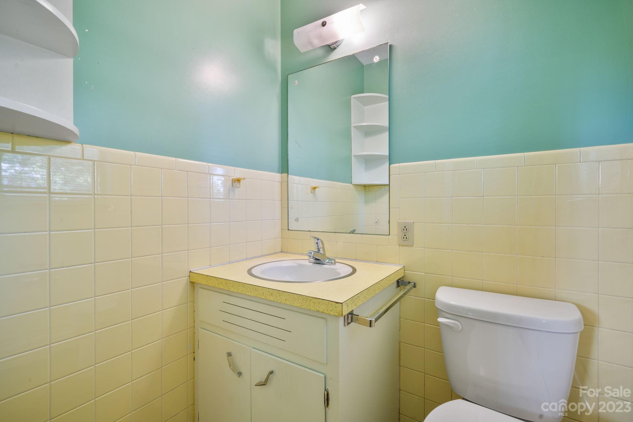 1715 Drexel Road Valdese, NC 28690 - Photo 36 of 47