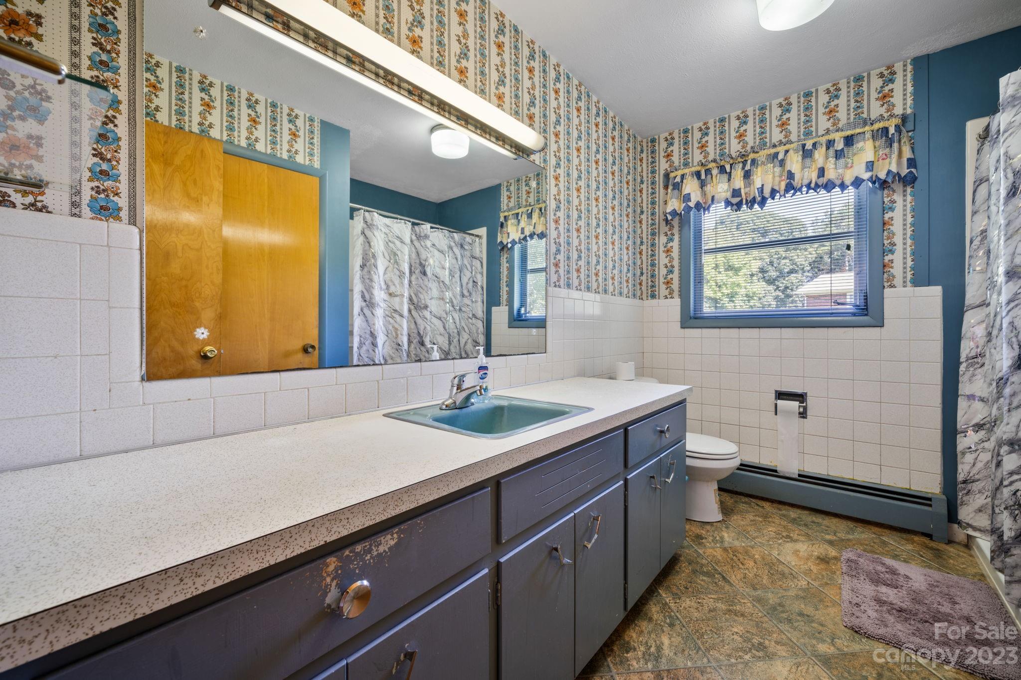 1715 Drexel Road Valdese, NC 28690 - Photo 37 of 47