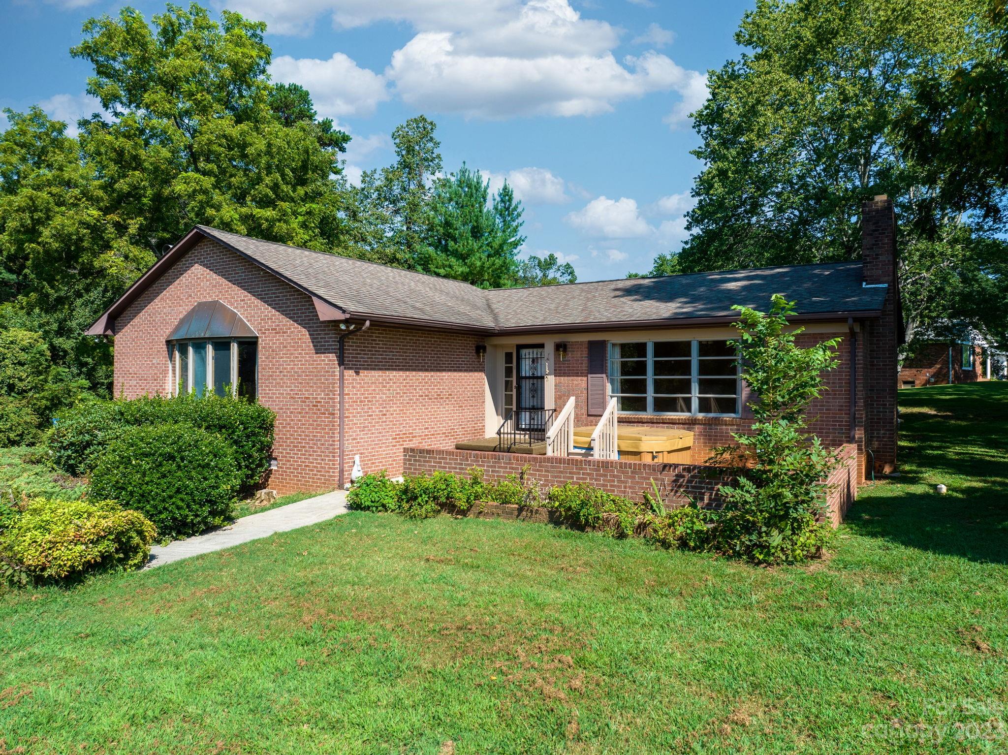 1715 Drexel Road Valdese, NC 28690 - Photo 9 of 47