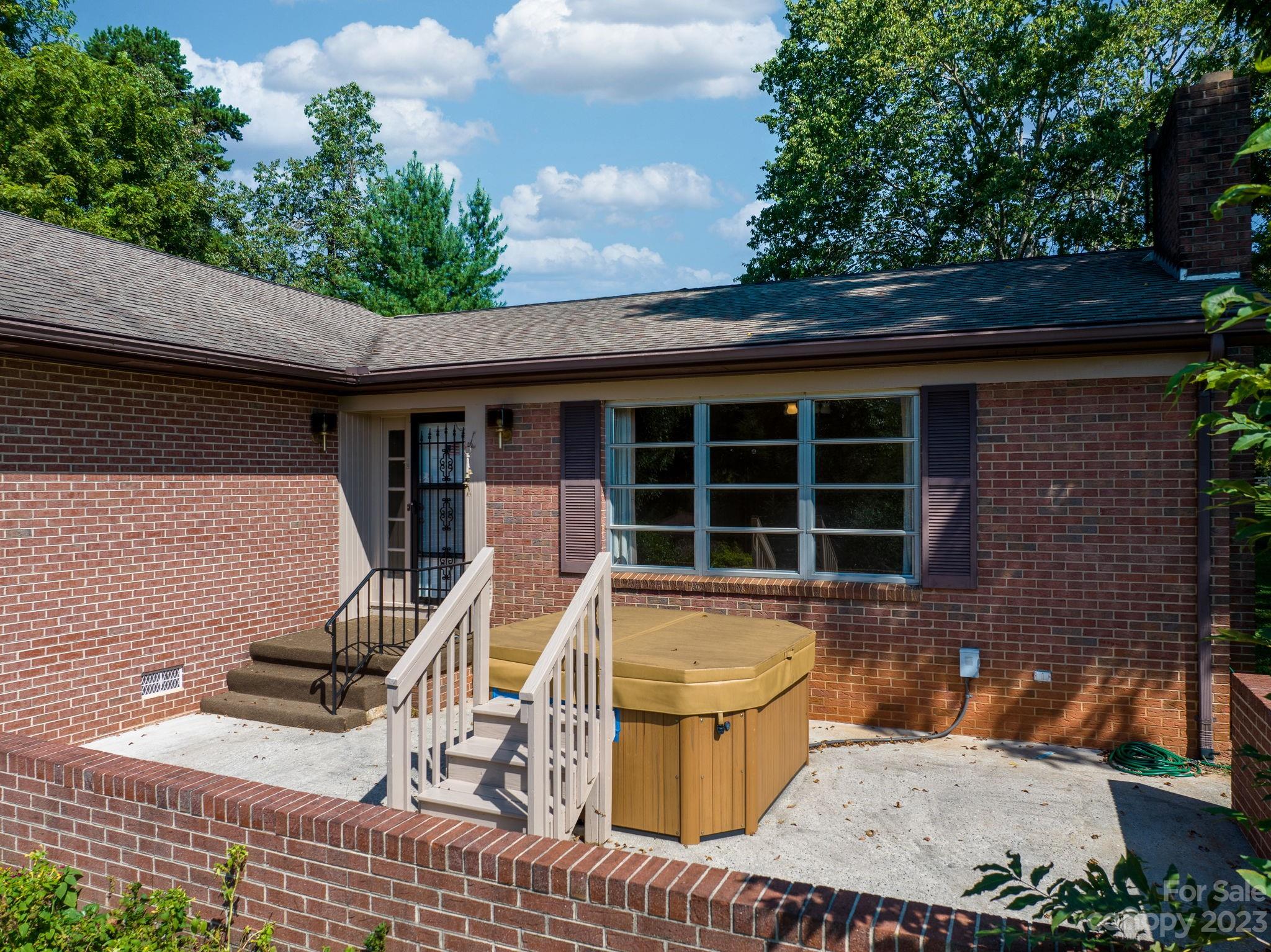 1715 Drexel Road Valdese, NC 28690 - Photo 10 of 47