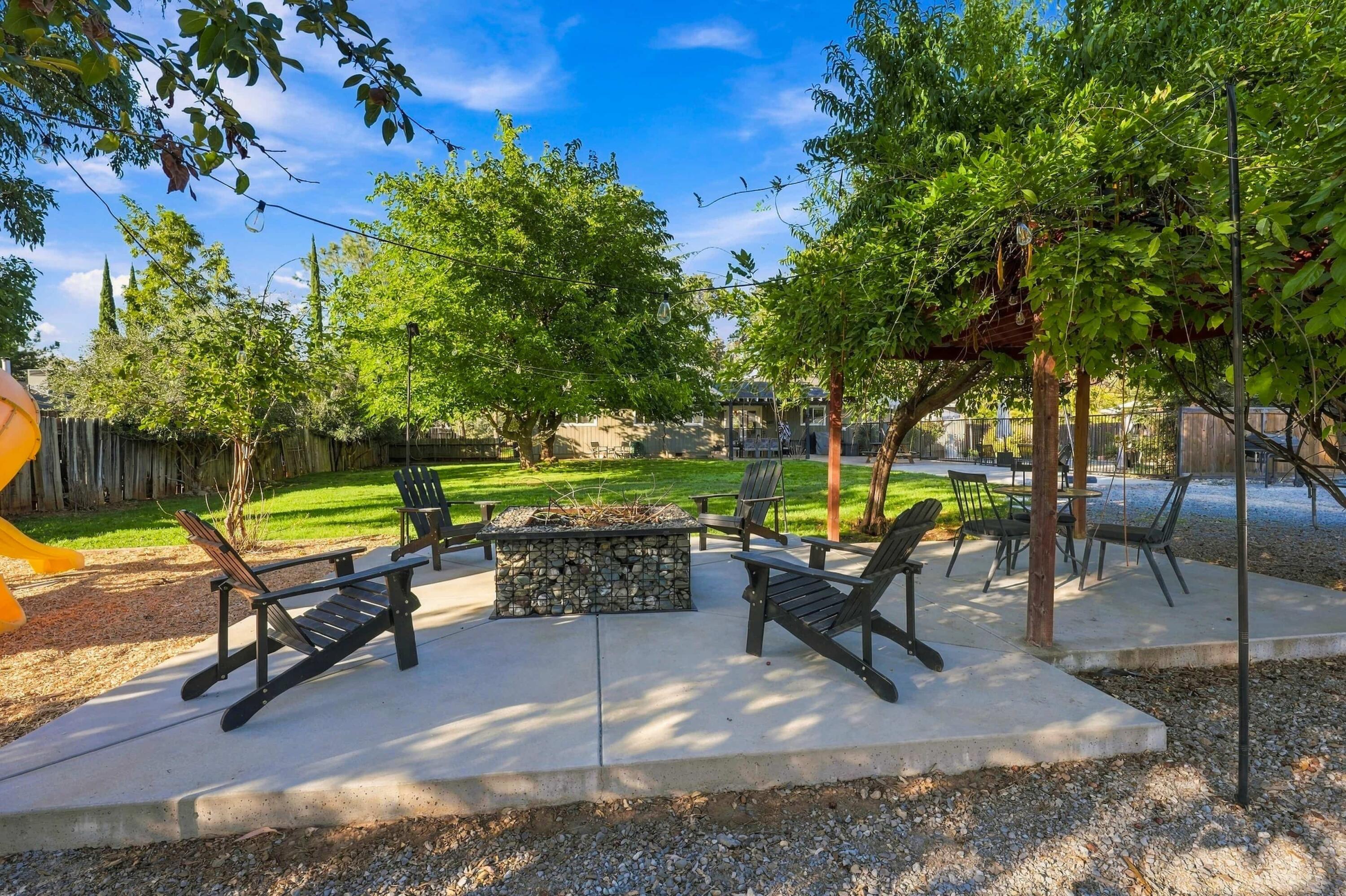 3245 Rancho Road Redding, CA 96002 - Photo 23 of 38 3245-rancho-rd-redding-08