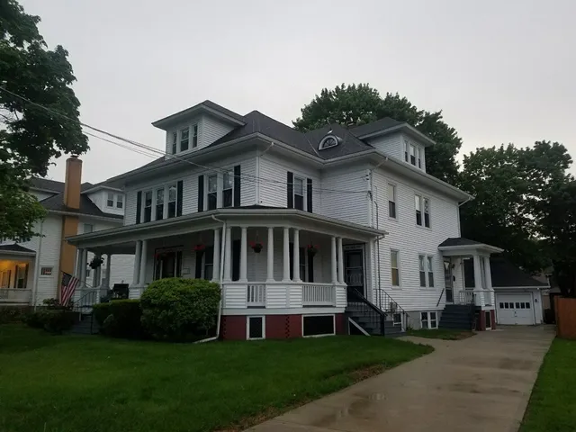 $1,800 | 493 South Main Street, Woonsocket, RI 02895