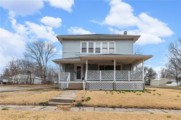 $230,000 | 903 North Mulberry Street, Ottawa, KS 66067