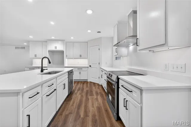 $399,900 | 131 Great Oaks Drive, Wright City, MO 63390