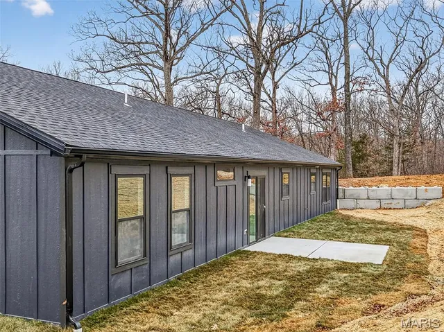 $399,900 | 131 Great Oaks Drive, Wright City, MO 63390