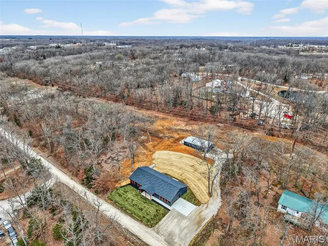 $399,900 | 131 Great Oaks Drive, Wright City, MO 63390