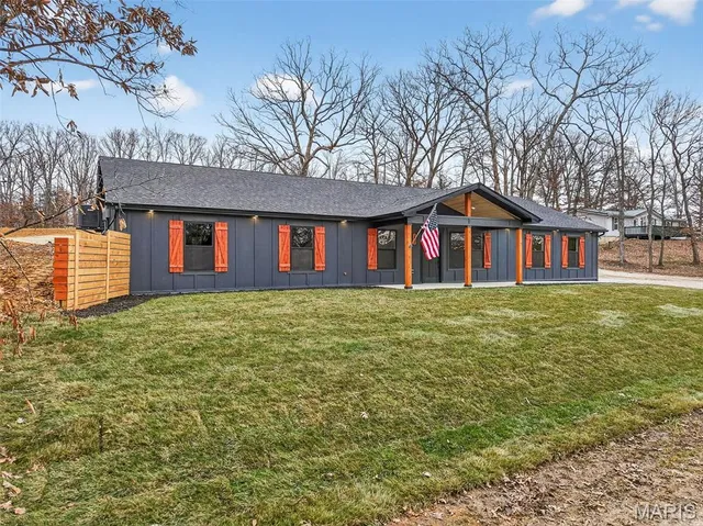 $399,900 | 131 Great Oaks Drive, Wright City, MO 63390
