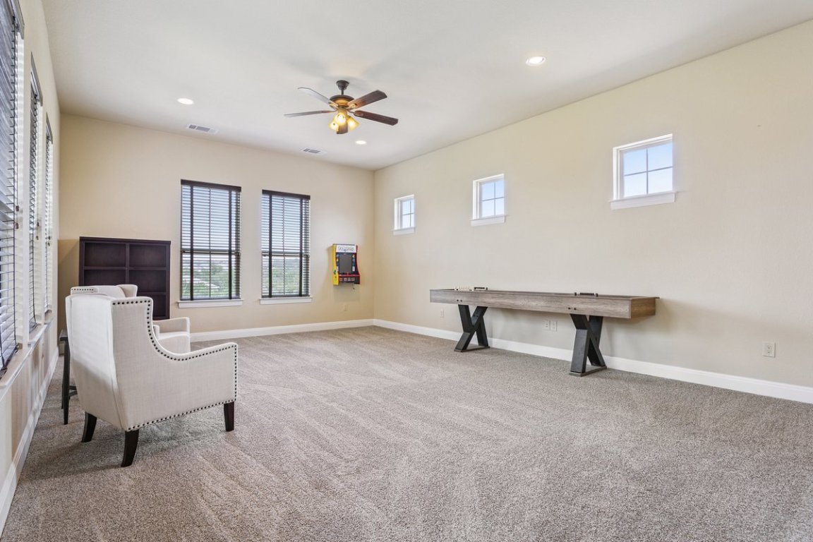 320 Ridge View Drive Georgetown, TX 78628 - Photo 9 of 31 a view of a livingroom with furniture and a window