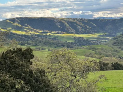 $2,475,000 | 17755 Corral Del Cielo Road, Salinas, CA 93908