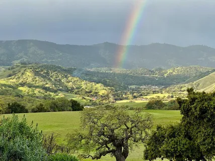 $2,475,000 | 17755 Corral Del Cielo Road, Salinas, CA 93908