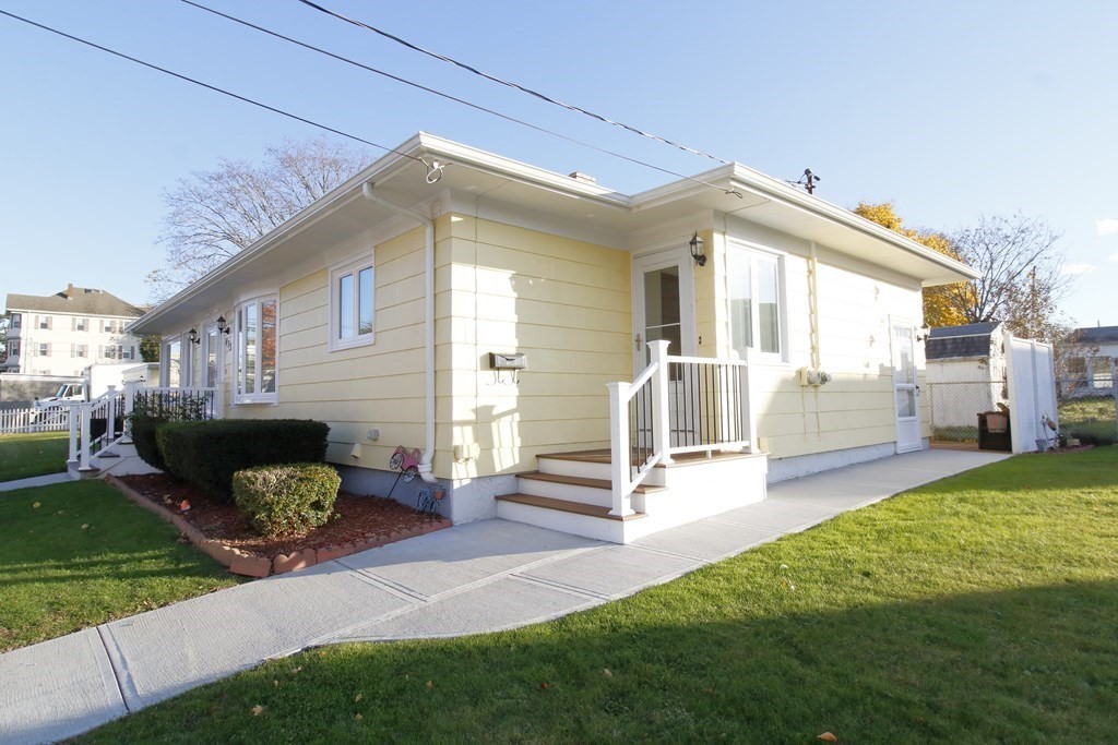 433 Slade Street Fall River, MA 02724 - Photo 6 of 28 Gallery Image 6