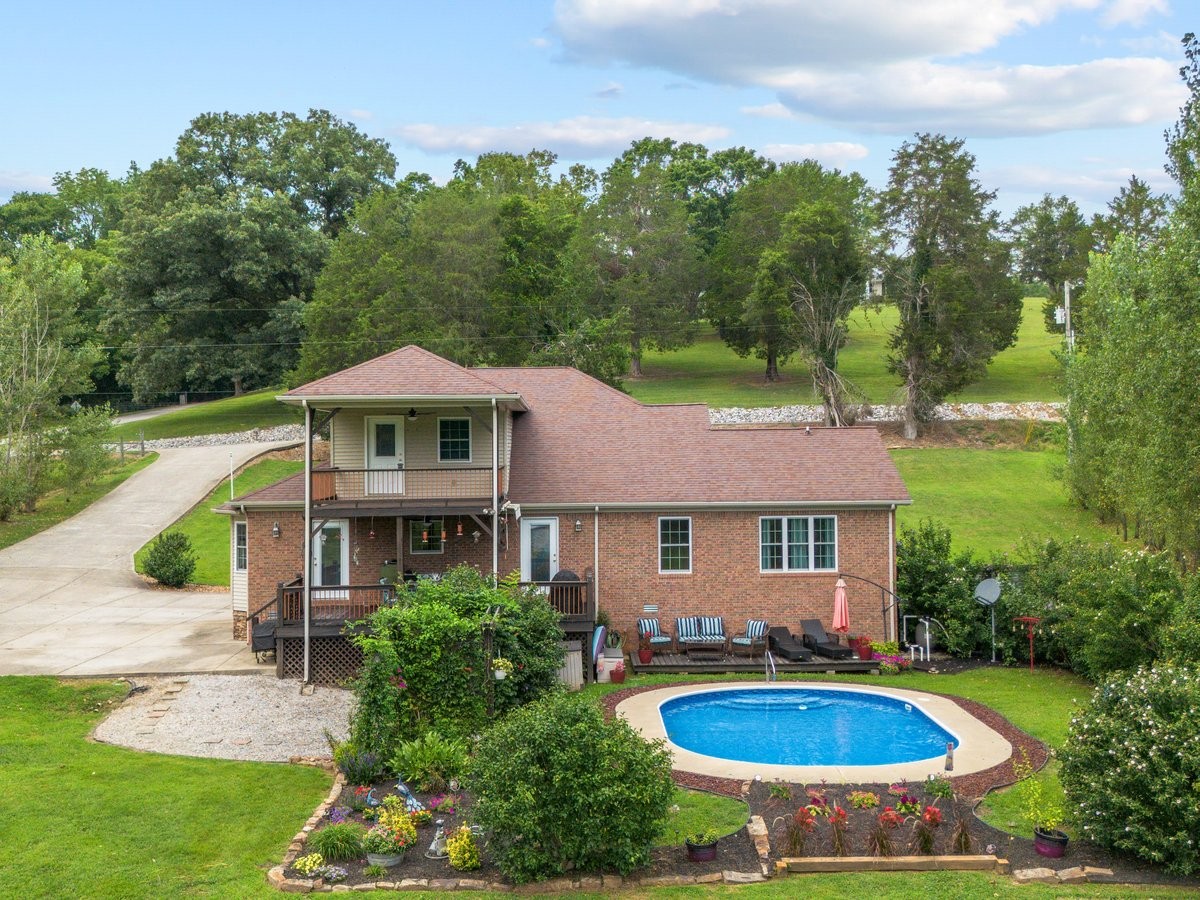 21 Spring Creek Road Waverly, TN 37185 - Photo 2 of 61 Gallery Image 2
