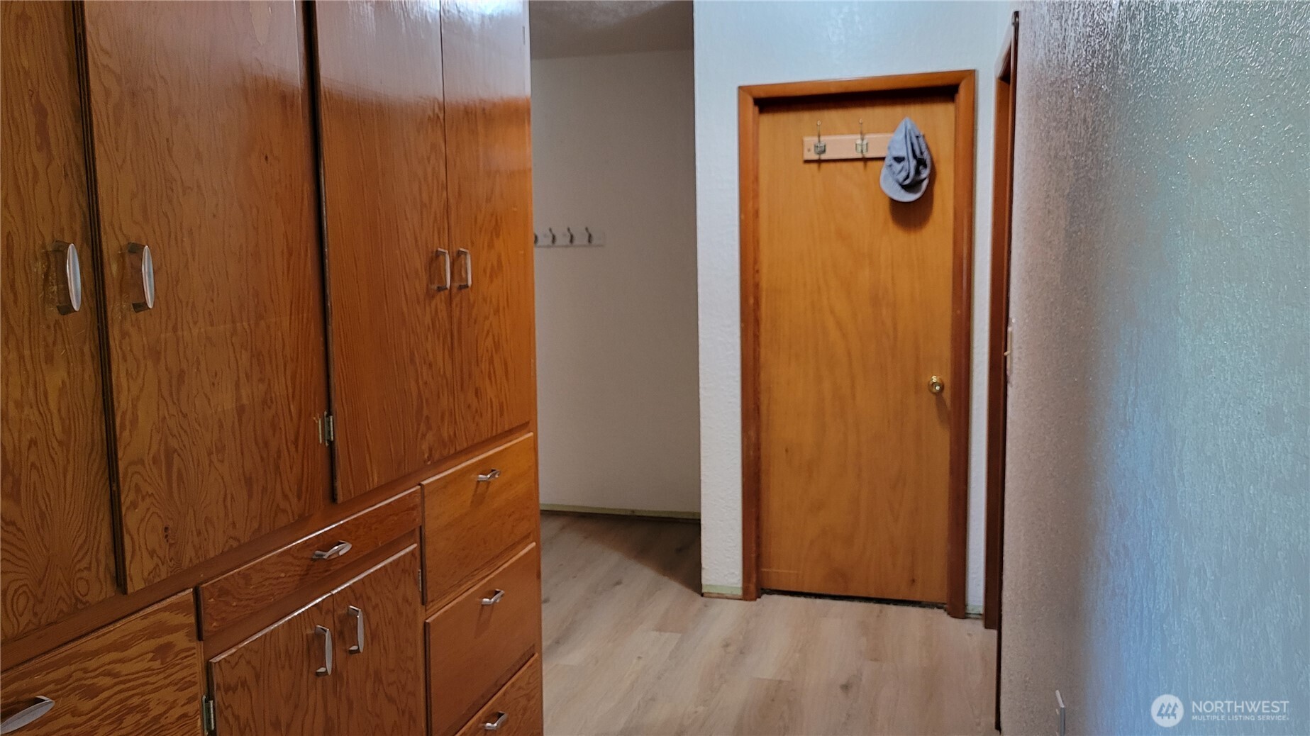 1296 Highway 12 Chehalis, WA 98532 - Photo 9 of 33 a view of an empty room