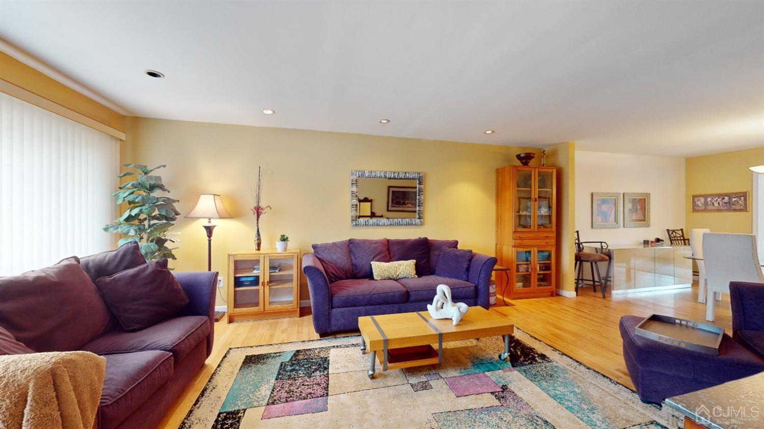17 Timber Road Edison, NJ 08820 - Photo 11 of 37 a living room with furniture and a couch