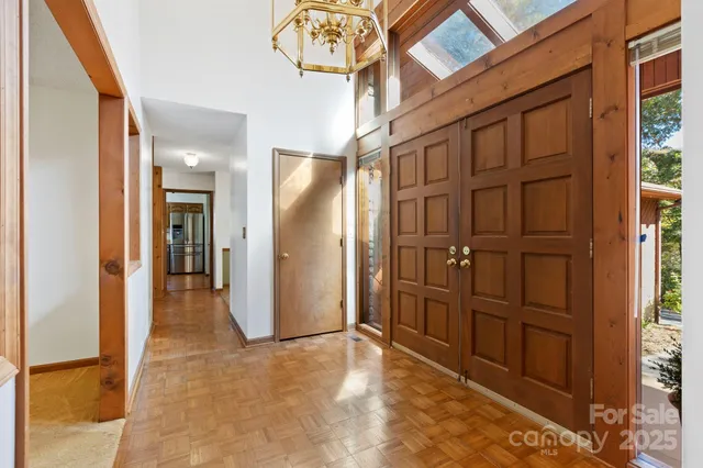 a view of entryway with a front door