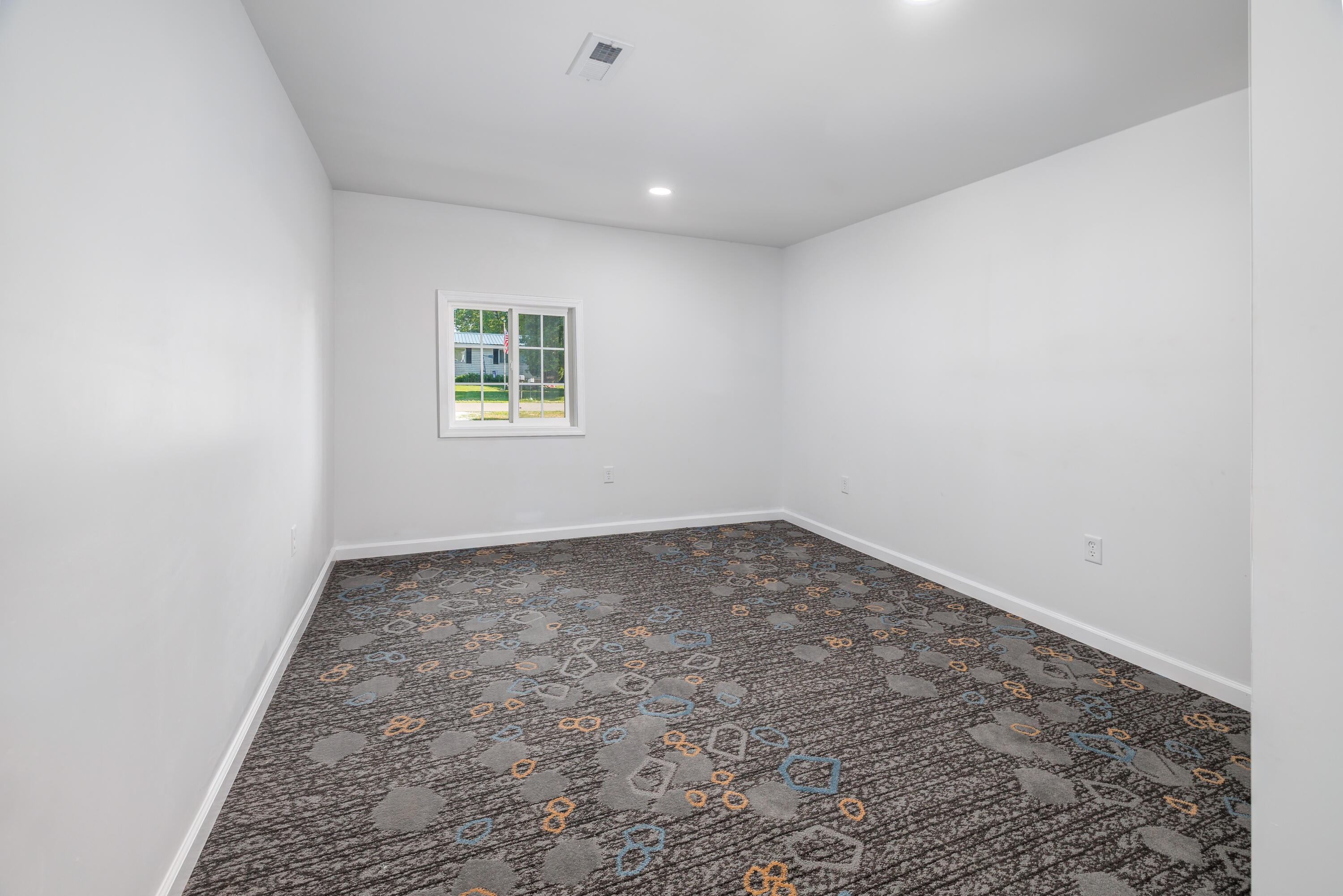 110 West Allen Street Kentland, IN 47951 - Photo 28 of 33 3000x2002