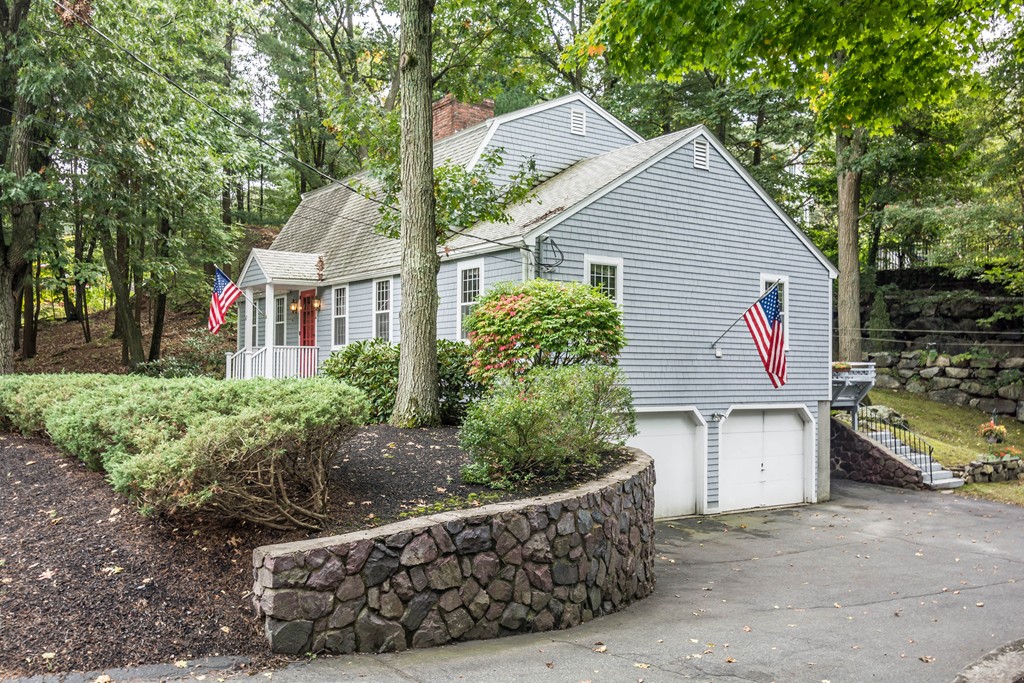 67 Old Nahant Road Wakefield, MA 01880 - Photo 2 of 17 Gallery Image 2