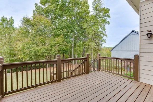 $789,900 | 411 Meadow Lake Terrace, Hoschton, GA 30548