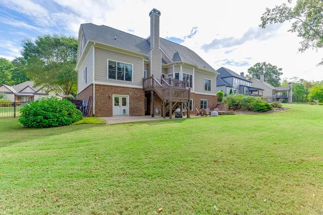 $789,900 | 411 Meadow Lake Terrace, Hoschton, GA 30548