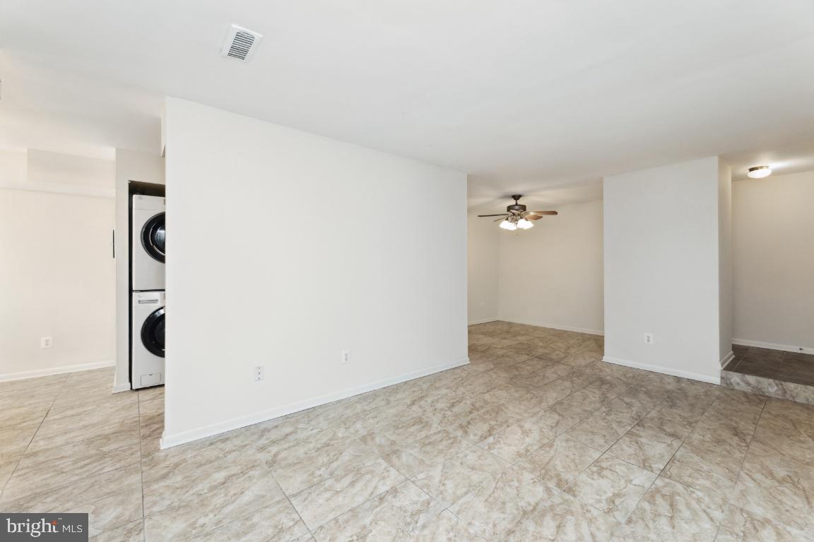 11204 Chestnut Grove Square, Unit 4 Reston, VA 20190 - Photo 7 of 26