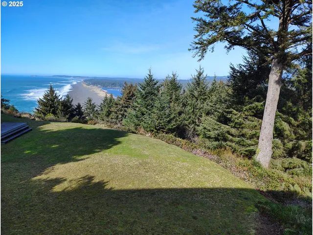 $629,000 | 220 Flake Street, Port Orford, OR 97465