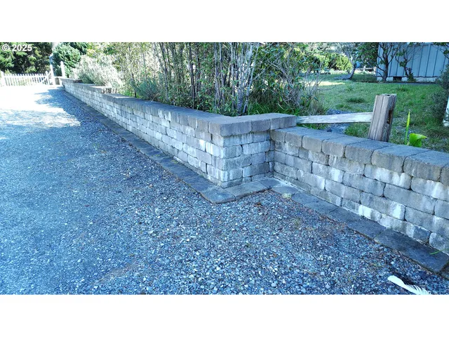 $629,000 | 220 Flake Street, Port Orford, OR 97465