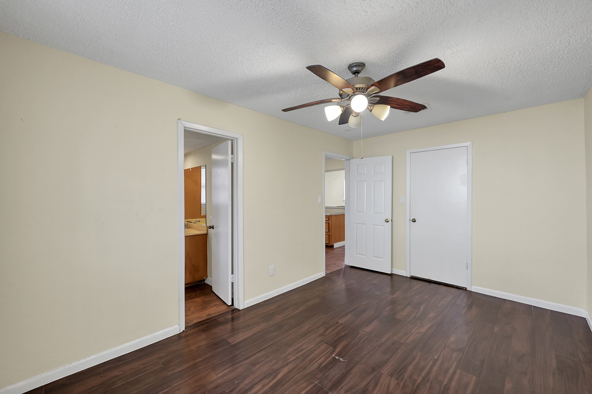 109 Cartwright Road Conroe, TX 77301 - Photo 9 of 12