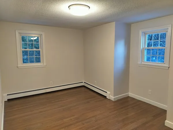 $869,900 | 3 Stone Hill Terrace, Walpole, MA 02081