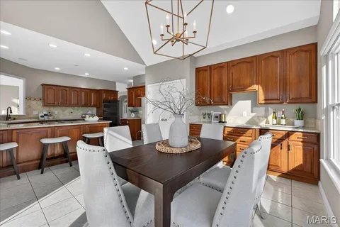 $885,000 | 862 Whitmoor Drive, Weldon Spring, MO 63304