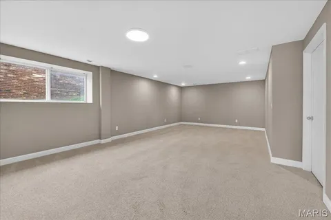 $885,000 | 862 Whitmoor Drive, Weldon Spring, MO 63304