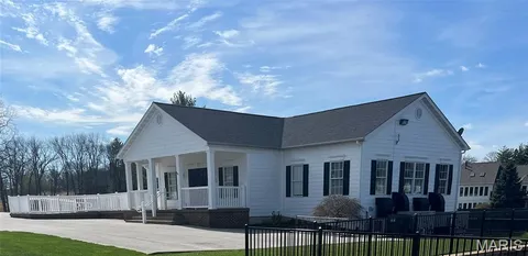 $885,000 | 862 Whitmoor Drive, Weldon Spring, MO 63304