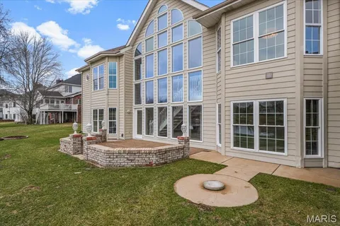 $885,000 | 862 Whitmoor Drive, Weldon Spring, MO 63304