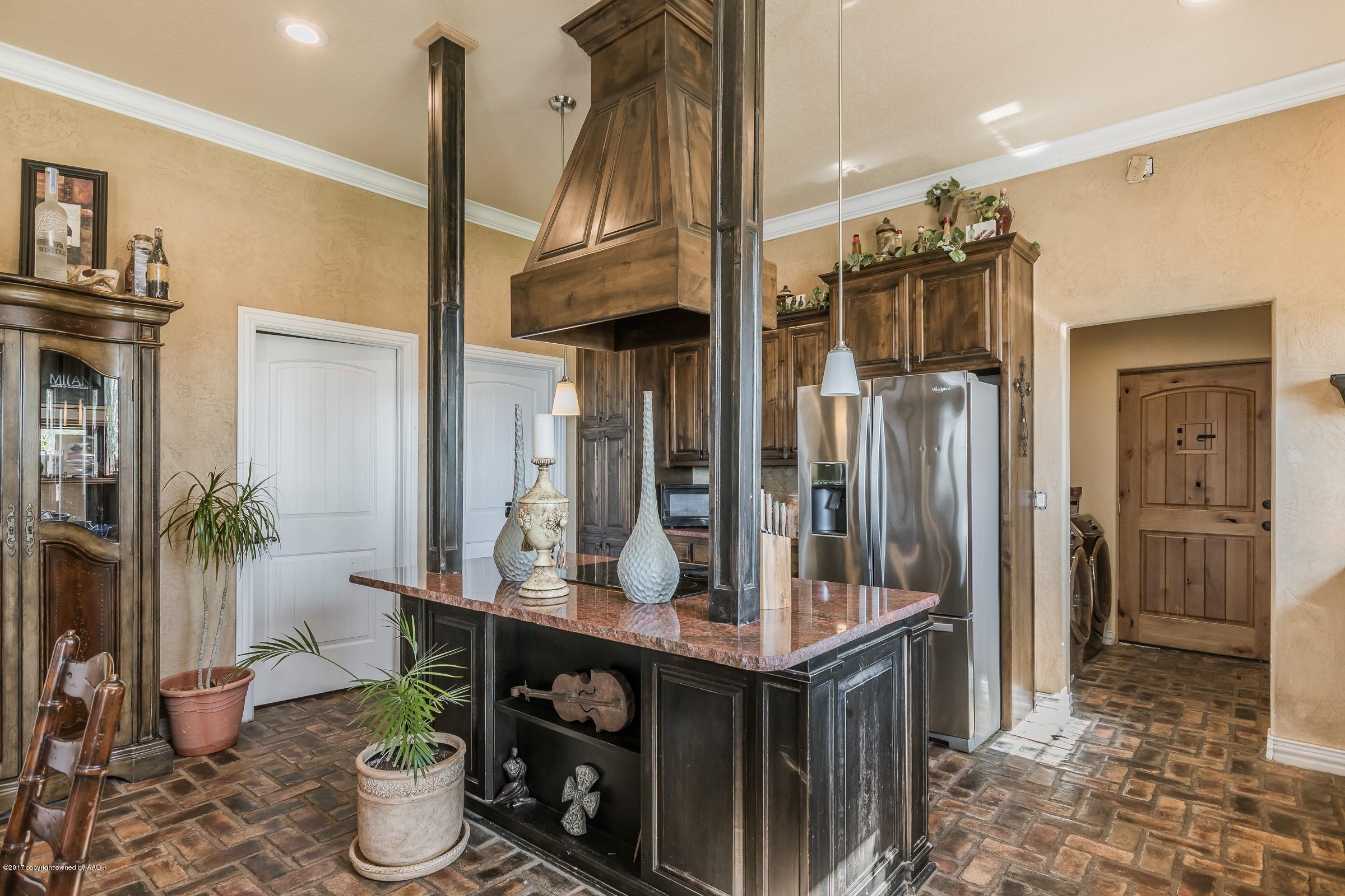14360 Savannah Road Amarillo, TX 79118 - Photo 3 of 13 006_Kitchen_